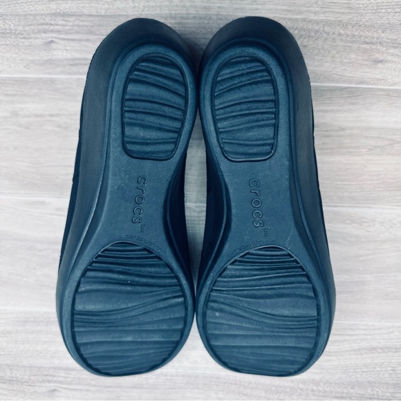 Crocs Busy Day Black Strappy Wedge Sandals Casual Shoes 205306 | Size US 8 - Picture 7 of 9